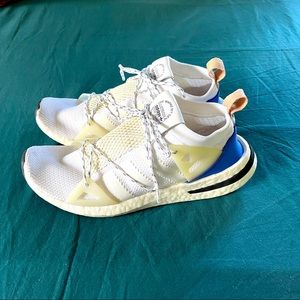 Adidas Arkyn - Die Marke Mit Den 3 Streifen